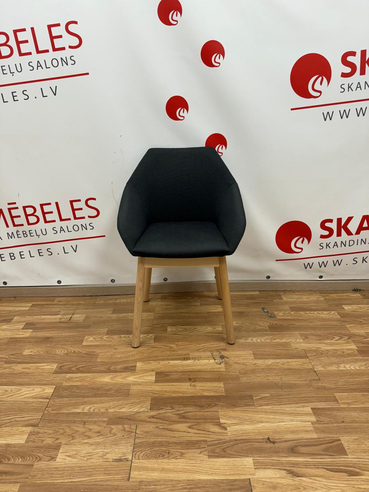 Virtuves krēsls TUK (Izstāde)